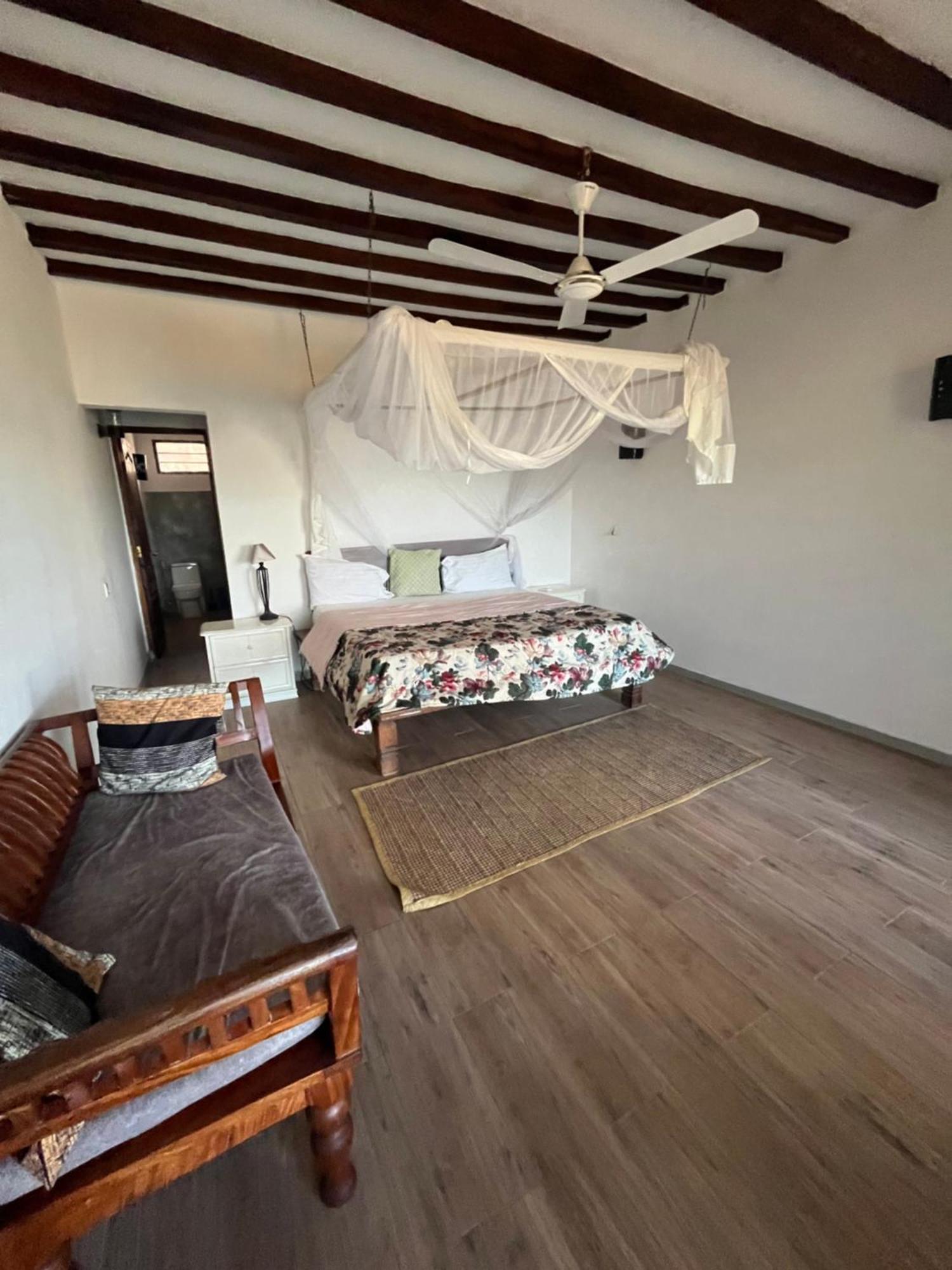 Mdudu Mkubwa Malcom Residence 2 מראה חיצוני תמונה